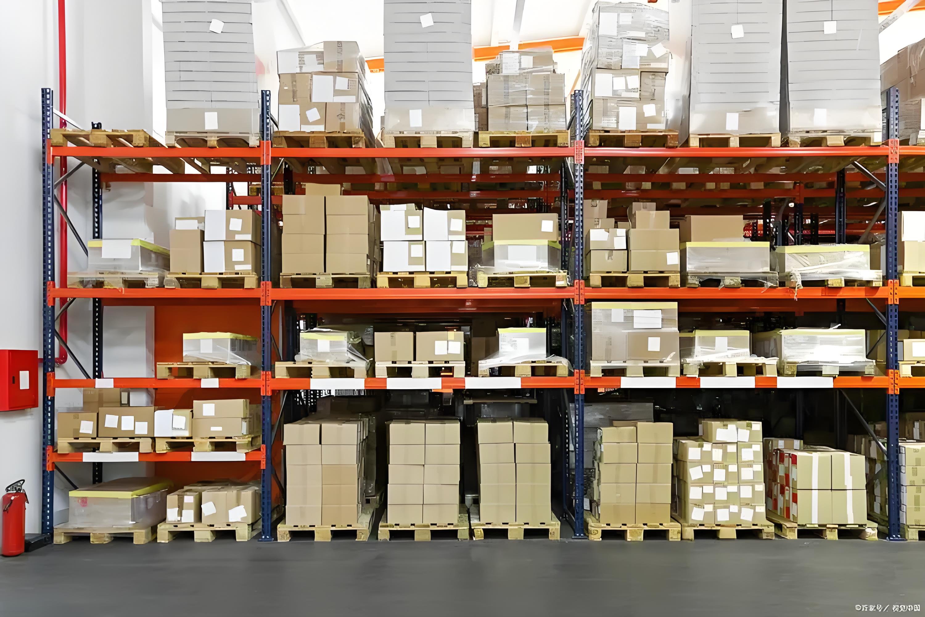 One shipment for overseas warehouse